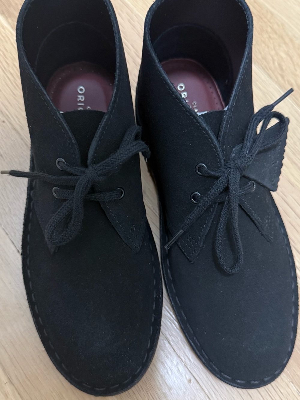 CLARKS ORIGINALS DESERT BOOT
Black Suede - Picture 6 of 8
